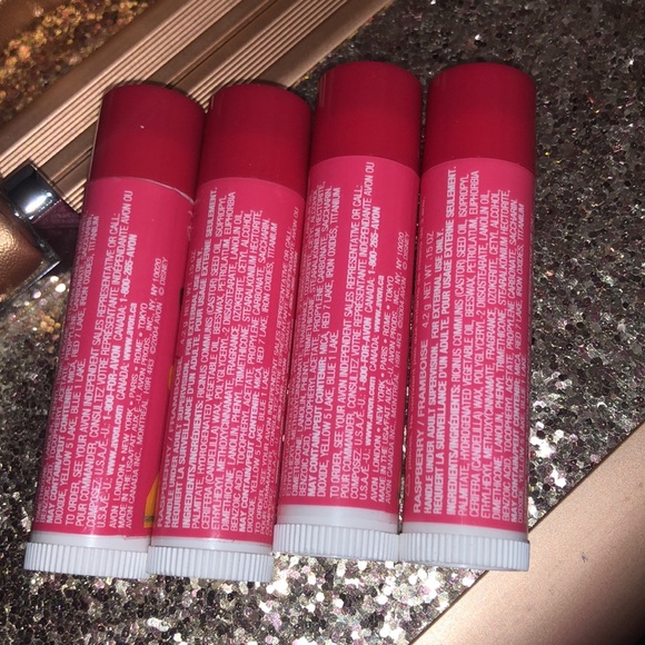 New Disney Princess Belle Lip Balm Set - Raspberry - Picture 15 of 15